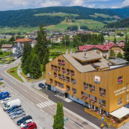 Hotel Dolomiten Ντομπιάκο Εξωτερικό φωτογραφία