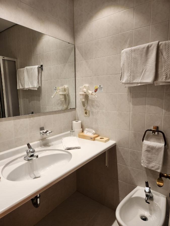Hotel Dolomiten Ντομπιάκο Εξωτερικό φωτογραφία