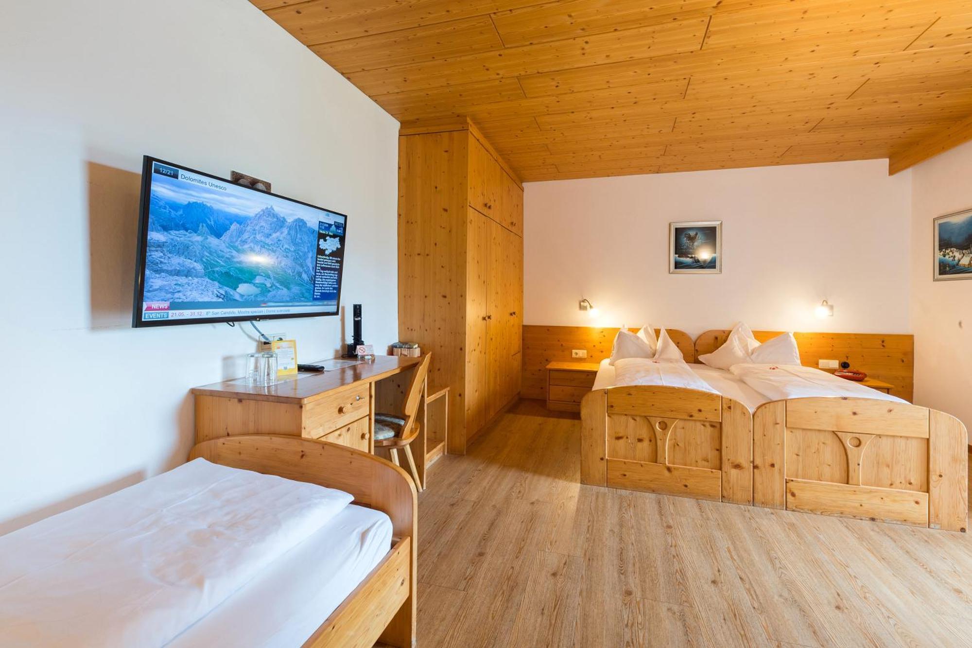 Hotel Dolomiten Ντομπιάκο Εξωτερικό φωτογραφία